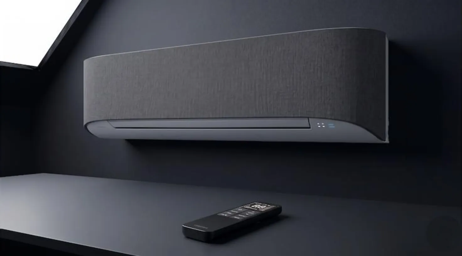 Designová klimatizace Toshiba Haori s textilním čelem